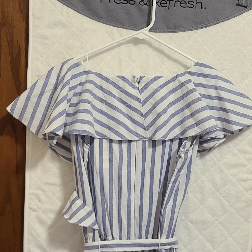 NWT Size medium romper - Picture 8 of 14